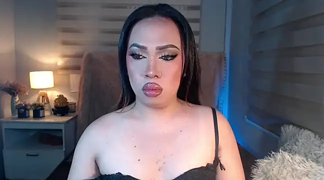 Snapshot of RebecaNextToYou chatting on March 16, 2025, 5:28 pm RebecaNextToYou online show from March 16, 2025, 5:28 pm