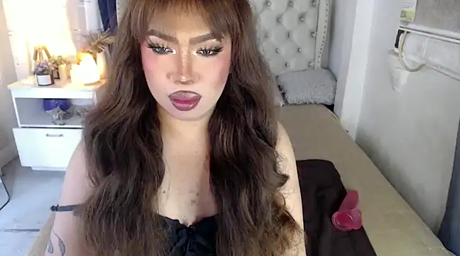 Snapshot of RebecaNextToYou chatting on January 28, 2025, 5:24 pm RebecaNextToYou online show from January 28, 2025, 5:24 pm