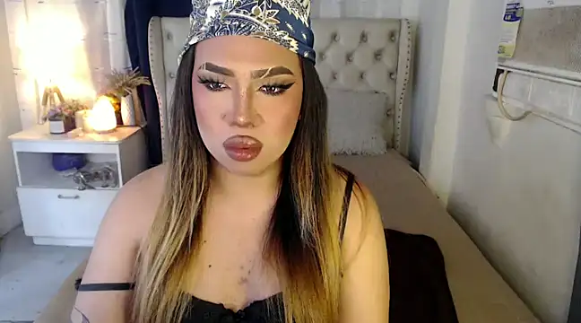 Snapshot of RebecaNextToYou chatting on January 27, 2025, 5:37 pm RebecaNextToYou online show from January 27, 2025, 5:37 pm