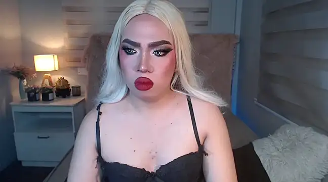 Snapshot of RebecaNextToYou chatting on March 6, 2025, 5:22 pm RebecaNextToYou online show from March 6, 2025, 5:22 pm