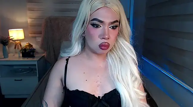 Snapshot of RebecaNextToYou chatting on February 26, 2025, 4:27 pm RebecaNextToYou online show from February 26, 2025, 4:27 pm