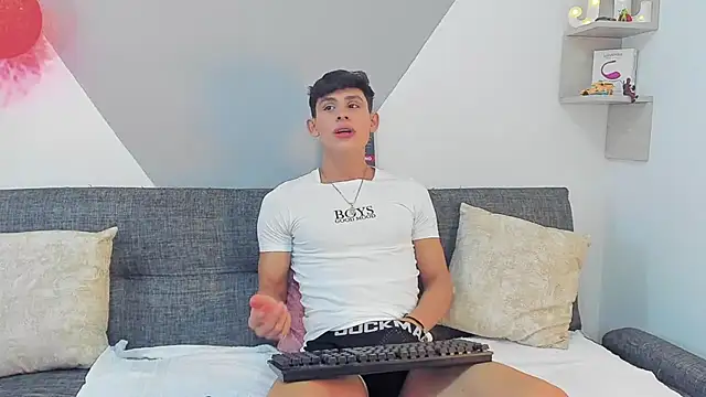 logan thomas online show from February 18, 2025, 7:43 am