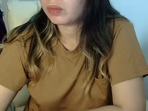 Snapshot of ___zurIII09_ chatting on October 5, 2025, 4:20 pm zurIII09 online show from October 5, 2025, 4:20 pm