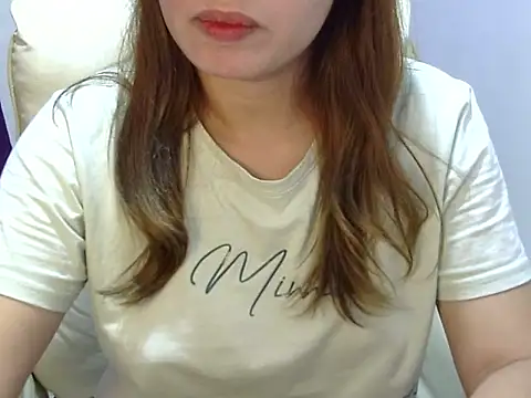 Snapshot of ___zurIII09_ chatting on December 4, 2025, 9:30 am zurIII09 online show from December 4, 2025, 9:30 am