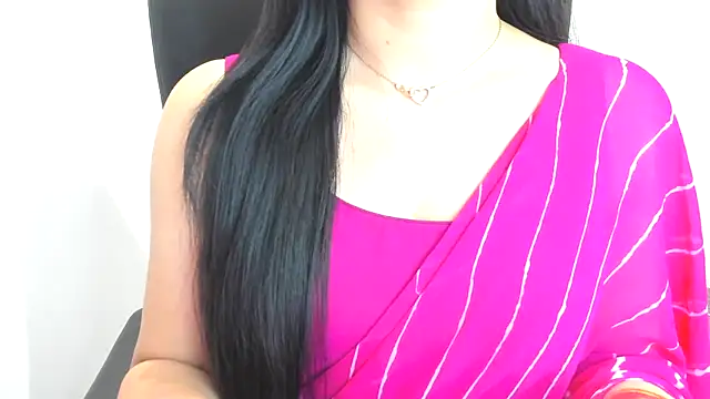 Snapshot of TheGoldenGirl chatting on January 28, 2025, 8:04 pm TheGoldenGirl online show from January 28, 2025, 8:04 pm