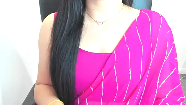 Snapshot of TheGoldenGirl chatting on January 28, 2025, 5:03 pm TheGoldenGirl online show from January 28, 2025, 5:03 pm