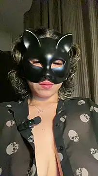 nenalayla online show from February 19, 2026, 6:05 pm