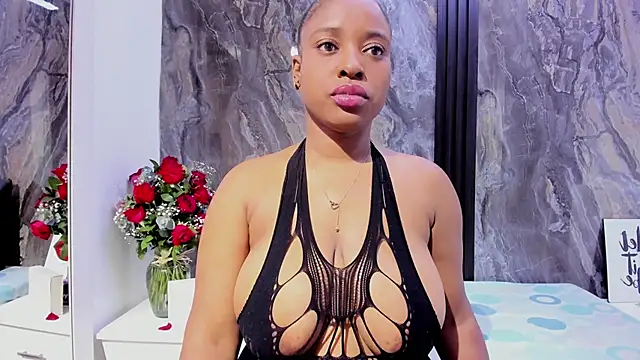 HellenJohansson online show from October 31, 2025, 7:32 pm