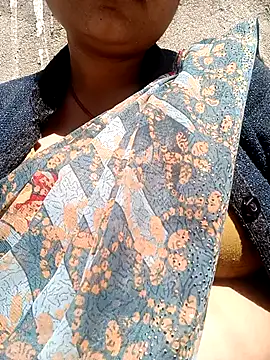 Lattika-Bhabhi online show from February 13, 2025, 6:09 am