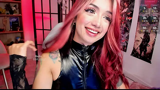 Snapshot of Redlu_1 chatting on December 4, 2025, 2:54 am Redlu 1 online show from December 4, 2025, 2:54 am