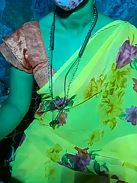 Snapshot of XBHUUME chatting on January 21, 2025, 5:20 pm XBHUUME online show from January 21, 2025, 5:20 pm