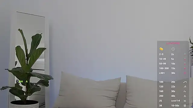 Snapshot of Fallinlove1 chatting on September 21, 2025, 7:13 am Fallinlove1 online show from September 21, 2025, 7:13 am