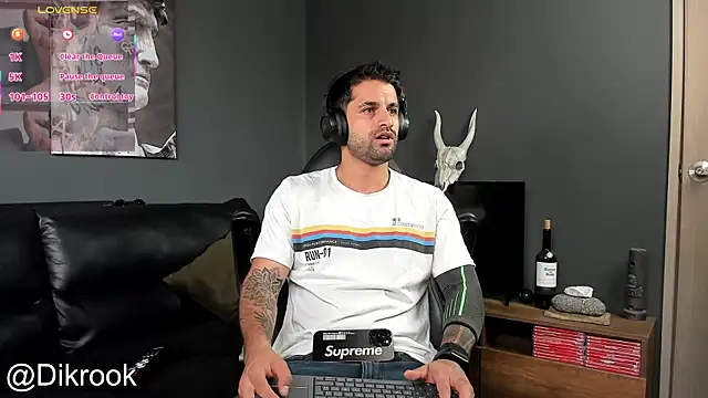 Davevilboy online show from February 5, 2025, 12:17 pm