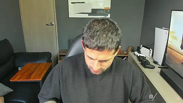 Davevilboy online show from November 12, 2025, 11:58 am