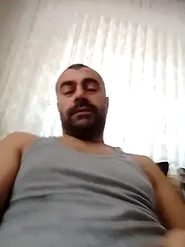 Snapshot of kevgir08 chatting on December 10, 2024, 10:28 am kevgir08 online show from December 10, 2024, 10:28 am