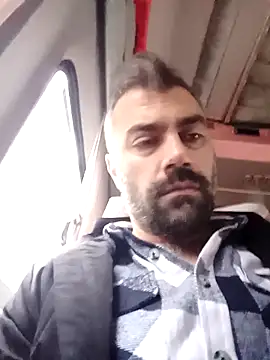 Snapshot of kevgir08 chatting on October 9, 2025, 1:22 pm kevgir08 online show from October 9, 2025, 1:22 pm