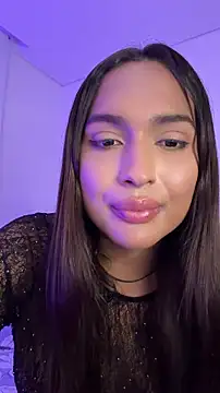 Snapshot of carminaurmommy chatting on May 10, 2026, 5:11 am carminaurmommy online show from May 10, 2026, 5:11 am