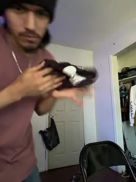 RolandoAmbrocio online show from March 28, 2026, 8:21 pm