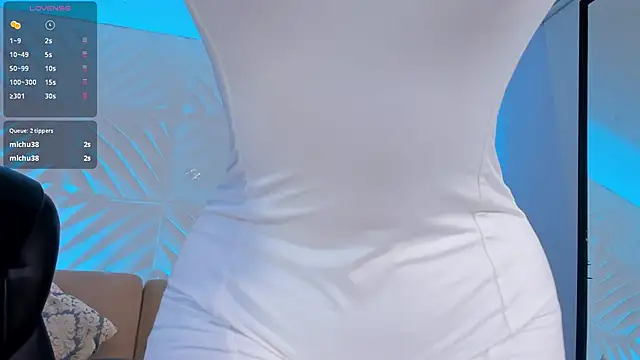 Snapshot of MadelineFox chatting on March 22, 2025, 8:40 am MadelineFox online show from March 22, 2025, 8:40 am