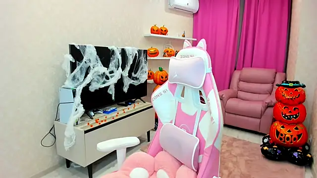 Snapshot of RedLipse chatting on October 27, 2025, 3:29 am RedLipse online show from October 27, 2025, 3:29 am