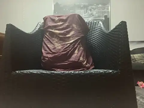 Snapshot of Tyyson03 chatting on December 4, 2025, 7:35 pm Tyyson03 online show from December 4, 2025, 7:35 pm