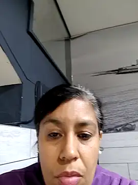 Snapshot of Molly_newman6 chatting on October 16, 2025, 3:31 pm Molly newman6 online show from October 16, 2025, 3:31 pm