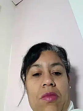 Snapshot of Molly_newman6 chatting on March 23, 2025, 6:16 am Molly newman6 online show from March 23, 2025, 6:16 am