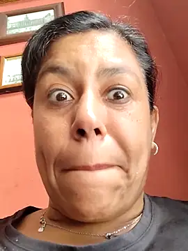 Snapshot of Molly_newman6 chatting on September 12, 2025, 11:10 am Molly newman6 online show from September 12, 2025, 11:10 am