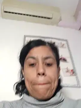 Snapshot of Molly_newman6 chatting on November 11, 2025, 7:30 pm Molly newman6 online show from November 11, 2025, 7:30 pm