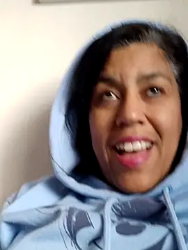 Snapshot of Molly_newman6 chatting on March 17, 2025, 12:57 pm Molly newman6 online show from March 17, 2025, 12:57 pm