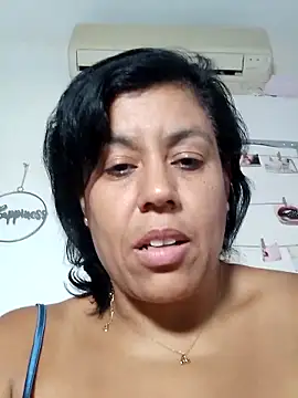 Snapshot of Molly_newman6 chatting on September 14, 2025, 10:10 pm Molly newman6 online show from September 14, 2025, 10:10 pm