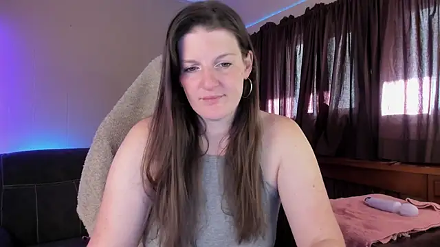 Snapshot of Kelly_Carolina chatting on November 14, 2025, 1:04 pm Kelly Carolina online show from November 14, 2025, 1:04 pm