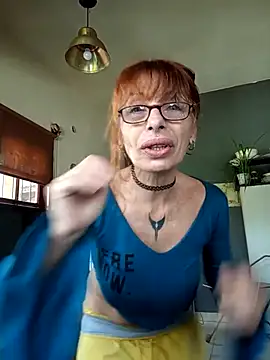 Snapshot of FrozenWaffle chatting on September 18, 2025, 2:31 pm FrozenWaffle online show from September 18, 2025, 2:31 pm