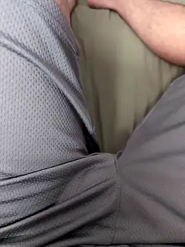 Snapshot of MrandMrsHaze chatting on November 6, 2025, 8:13 pm MrandMrsHaze online show from November 6, 2025, 8:13 pm