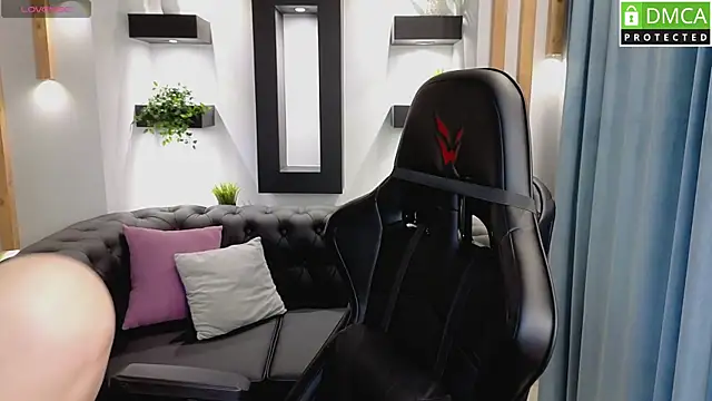 Snapshot of Mira_Mermayd chatting on February 27, 2025, 1:08 am Mira Mermayd online show from February 27, 2025, 1:08 am