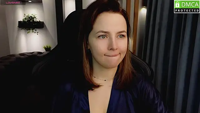 Snapshot of Mira_Mermayd chatting on March 9, 2025, 12:10 am Mira Mermayd online show from March 9, 2025, 12:10 am