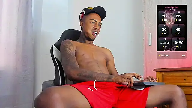 Snapshot of YeremiBrowm chatting on October 3, 2025, 5:58 pm YeremiBrowm online show from October 3, 2025, 5:58 pm