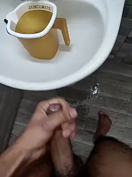 Snapshot of BiggDse chatting on January 28, 2025, 11:17 am BiggDse online show from January 28, 2025, 11:17 am