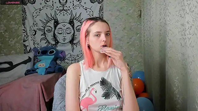 Cutie Adelia online show from December 26, 2024, 10:26 am