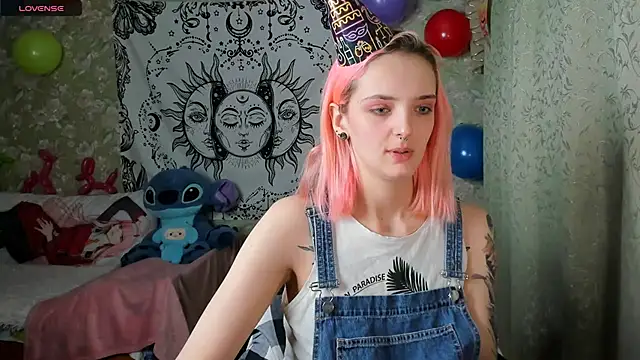 Cutie Adelia online show from December 12, 2024, 10:34 am