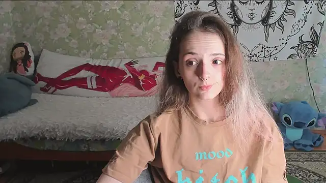 Cutie Adelia online show from July 15, 2026, 6:53 am