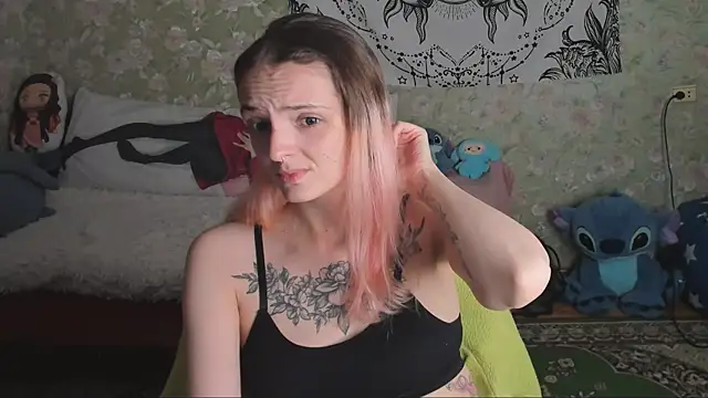 Cutie Adelia online show from September 28, 2025, 10:00 am