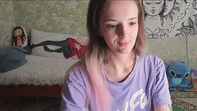 Cutie Adelia online show from July 20, 2026, 9:16 am
