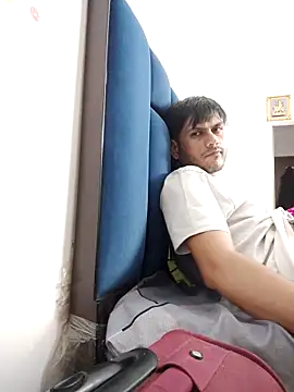 alex78265 online show from April 18, 2026, 5:26 pm