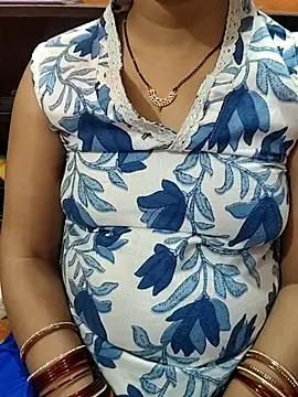 Snapshot of Diya_143 chatting on July 12, 2026, 5:47 pm Diya 143 online show from July 12, 2026, 5:47 pm
