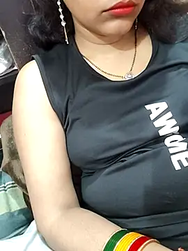 Diya 143 online show from April 18, 2026, 6:54 pm