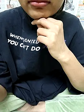 Snapshot of Nupur_69 chatting on November 16, 2025, 9:19 pm Nupur 69 online show from November 16, 2025, 9:19 pm