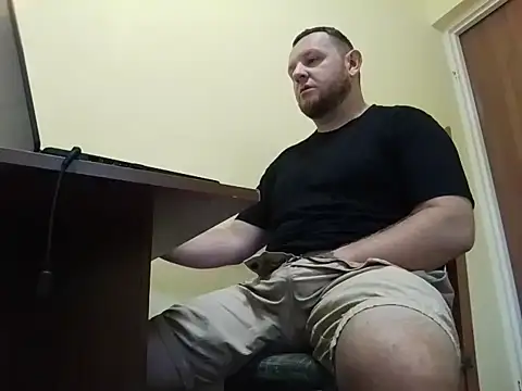 OskarKacper online show from September 18, 2025, 8:39 am