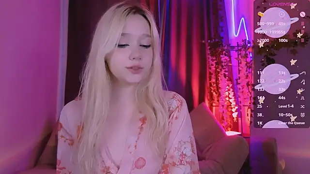 Snapshot of IrmaBell chatting on March 11, 2025, 6:19 am IrmaBell online show from March 11, 2025, 6:19 am