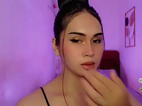 Snapshot of AlodiaOfCums chatting on November 11, 2025, 1:22 am AlodiaOfCums online show from November 11, 2025, 1:22 am